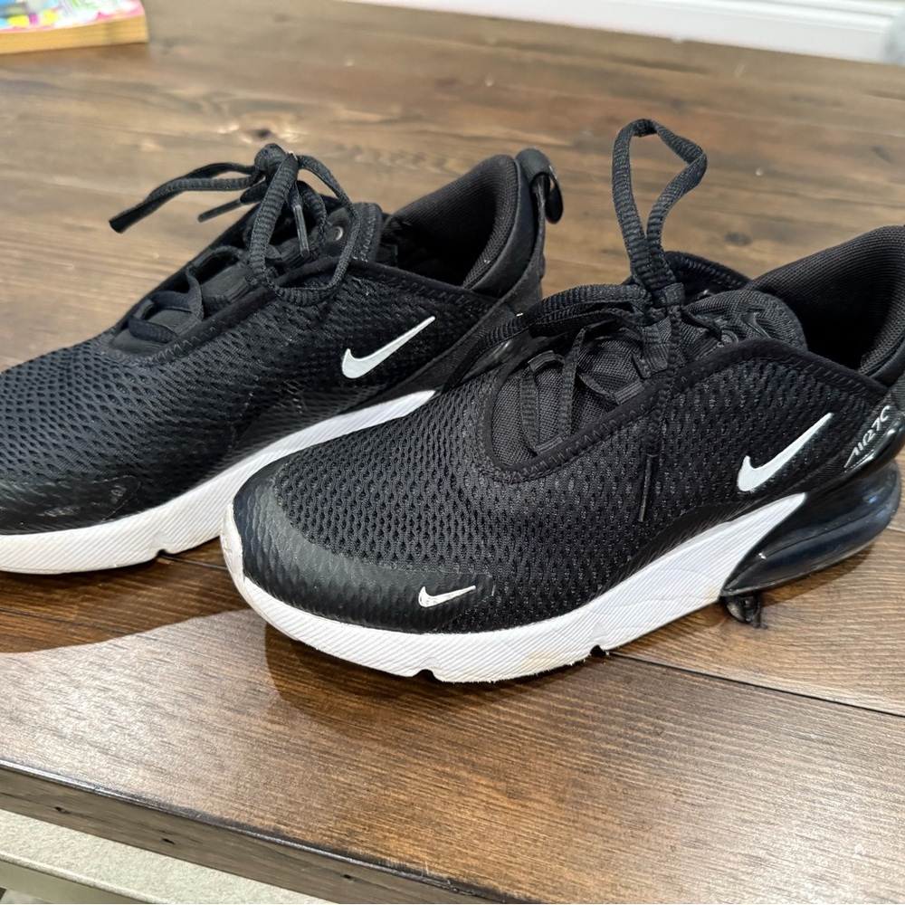 Girls Nike shoes
